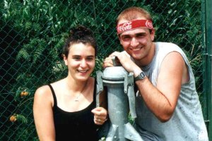 Raffu e Silvia, foto campo sportivo